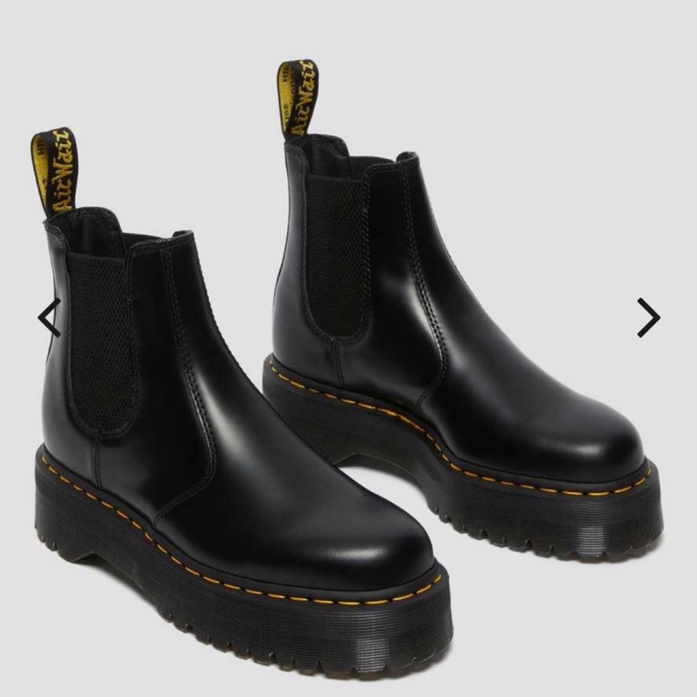 Doc Martens 2976 Quad Chelsea platform slip on boots
